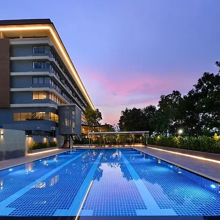 Tinidee Hotel Bangkok Golf Club